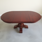 Extendable Round/Oval Dining Table