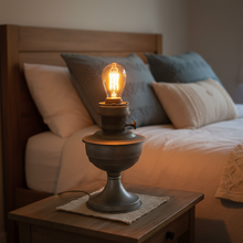 Load image into Gallery viewer, Vintage Lamp #6
