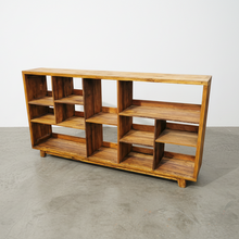 Load image into Gallery viewer, Rustic Shelf unit (200Wx100H)
