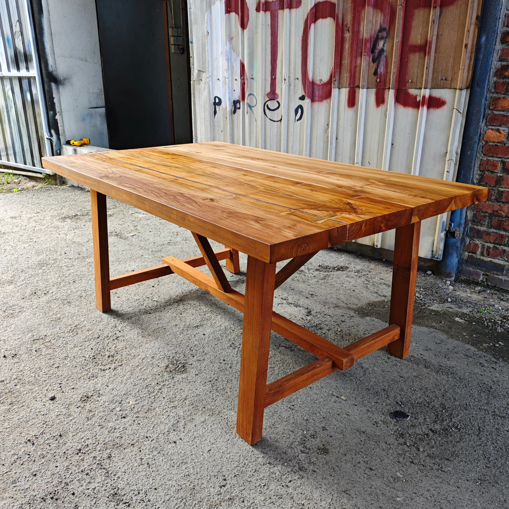 Bondi Dining Table (180cm) - display unit