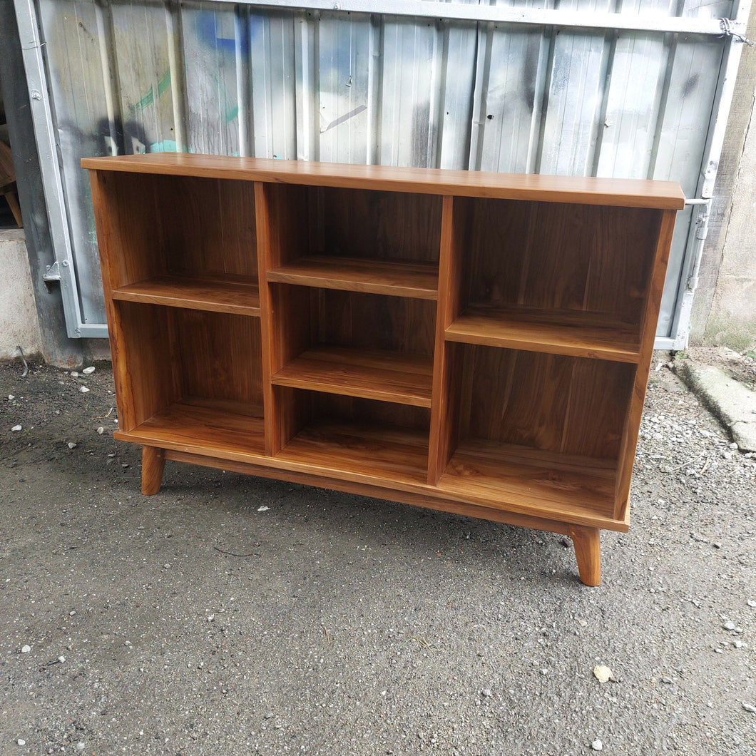 Ilyas Bookshelf