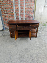 Load image into Gallery viewer, Ornate Entry Console (140cm) Type 1
