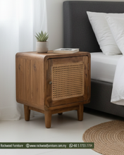 Load image into Gallery viewer, Bingin Bedside Table type 1
