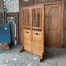 Load image into Gallery viewer, Room Divider #15
