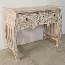 Load image into Gallery viewer, Ornate Entry Console (100cm) Type 1

