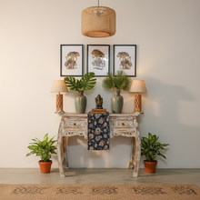 Load image into Gallery viewer, Ornate Entry Console (100cm) Type 1
