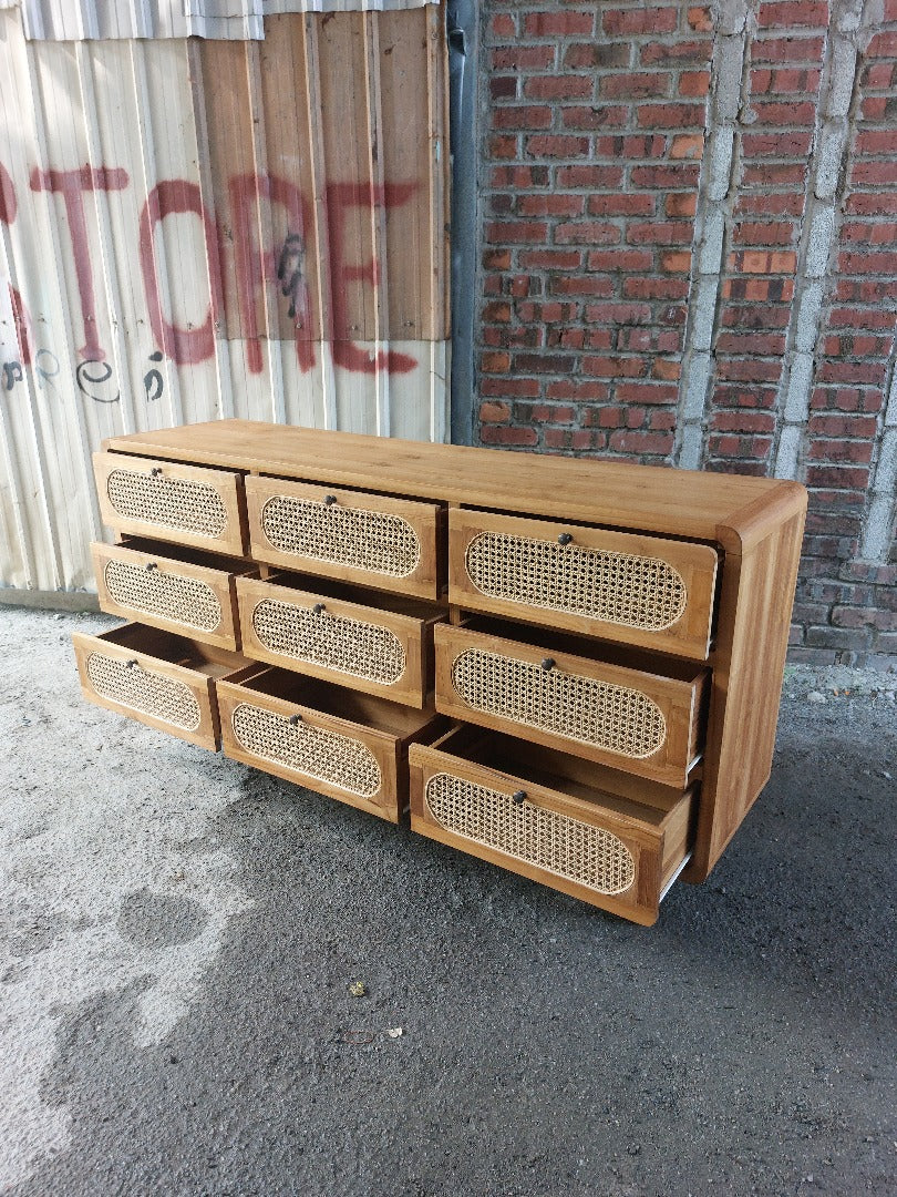 Bingin Dresser Type 2