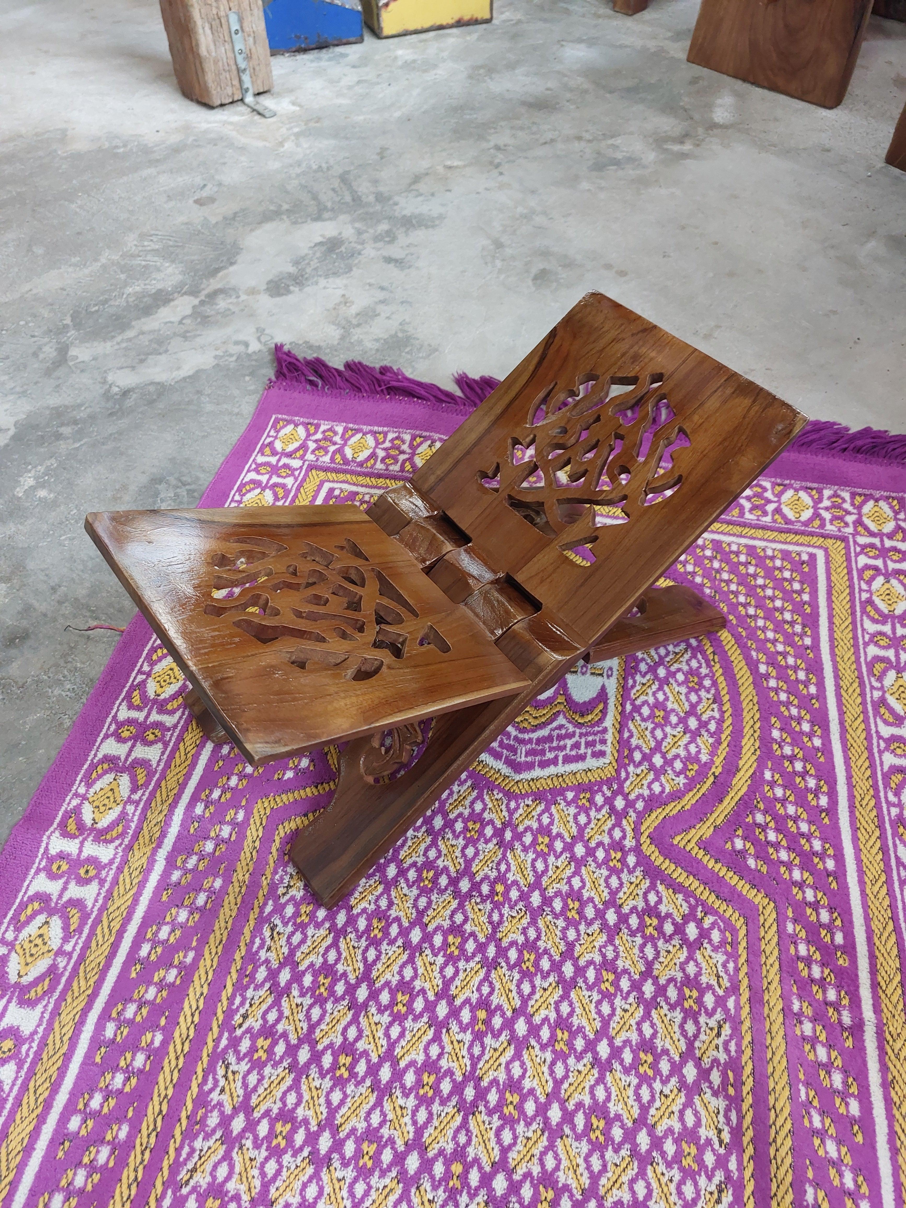 Teak Carved Rehal/Q'ran Stand