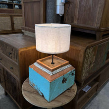 Load image into Gallery viewer, Ompak Lamp #22
