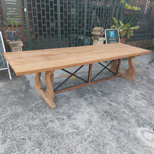 Load image into Gallery viewer, Velden Dining Table
