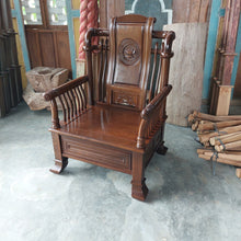 Load image into Gallery viewer, Ebony Chinese Altar Chair

