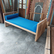 Load image into Gallery viewer, Noosa Daybed/Chaise Lounge
