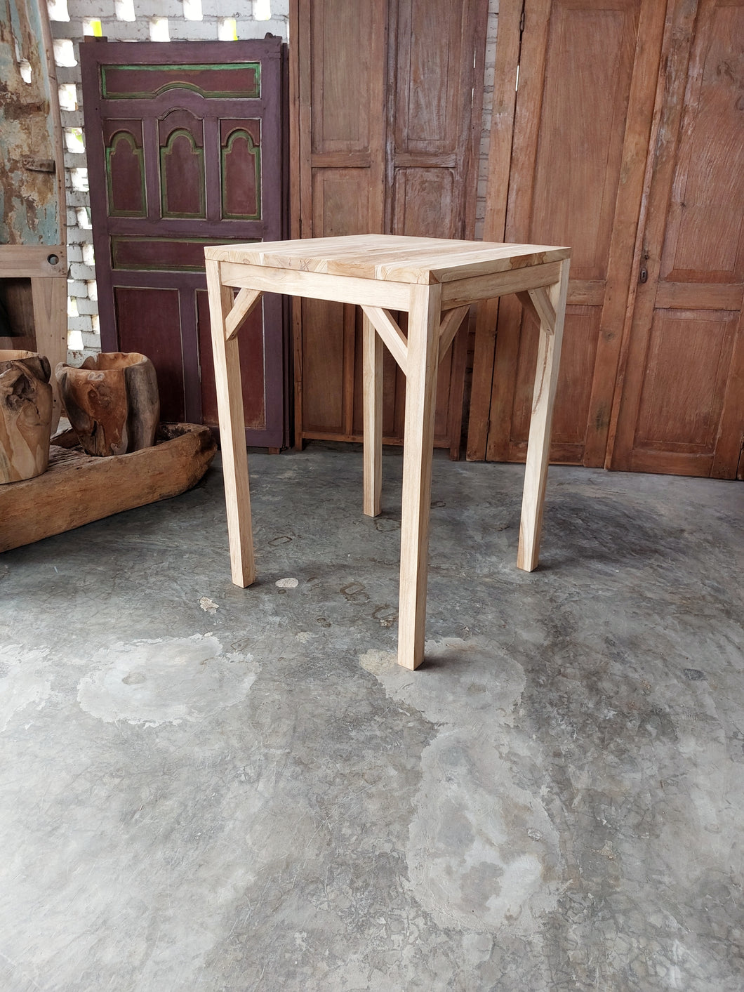 Byron Bar Table