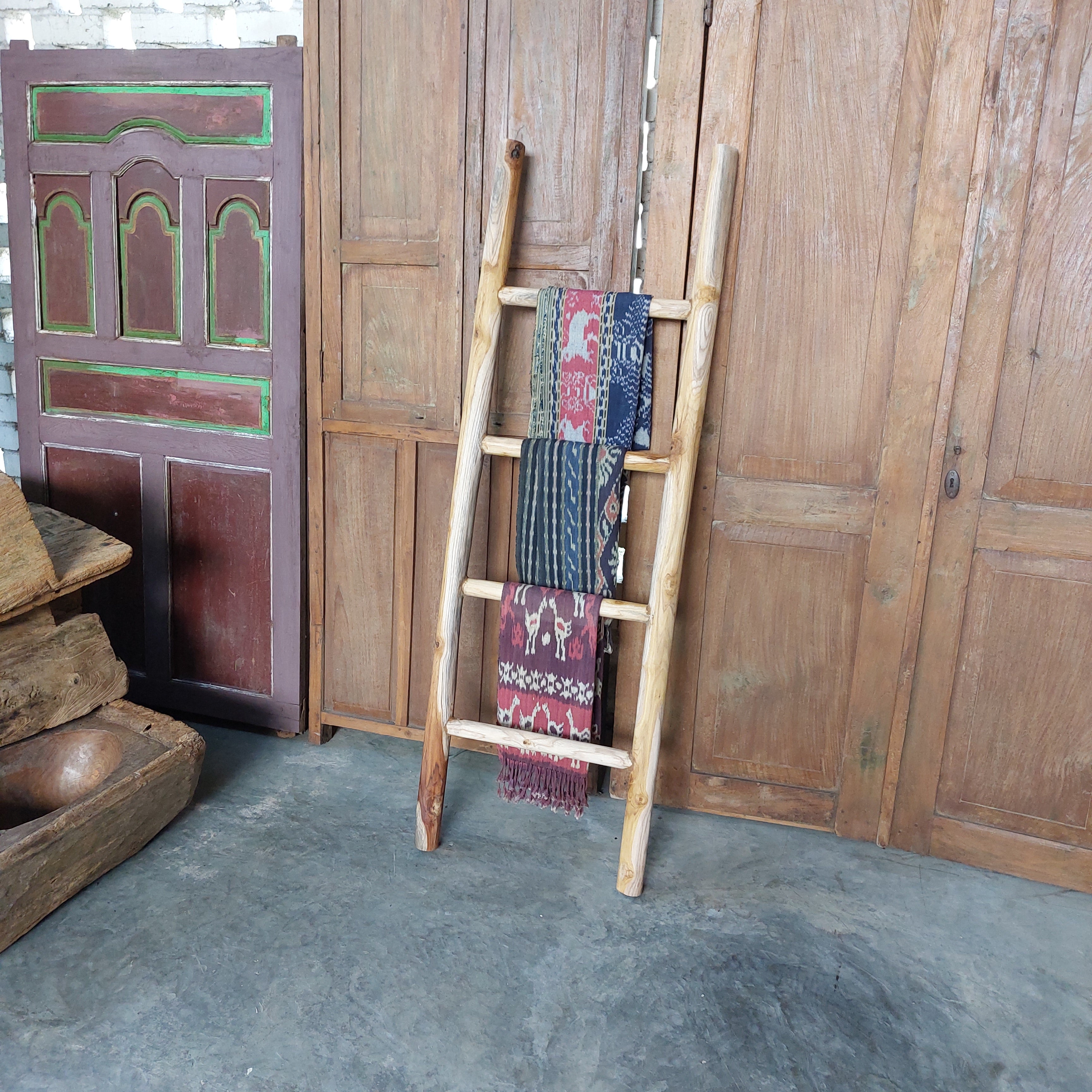 Towel Rack/Ladder (teak)