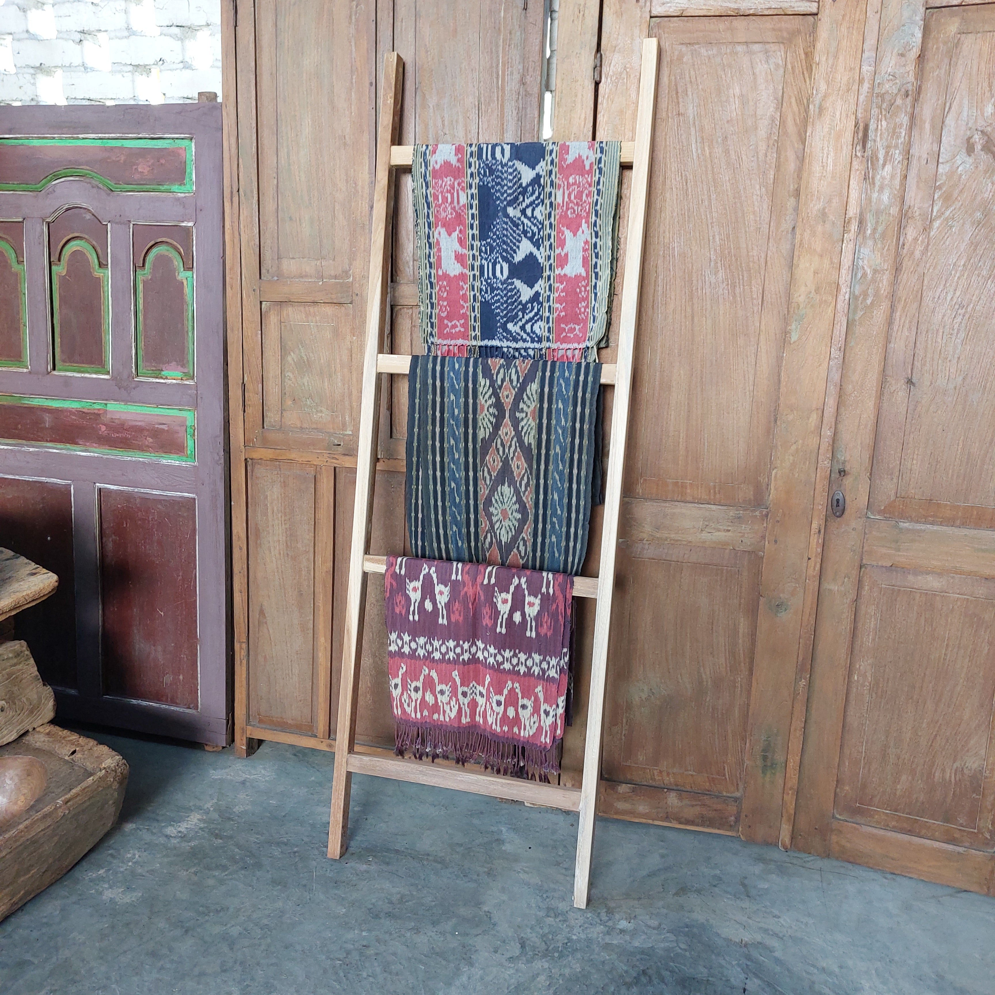 Towel Rack/Ladder (teak)
