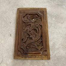 Load image into Gallery viewer, Teak Carving #31
