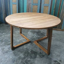 Load image into Gallery viewer, Ramberg Round Dining Table (4 legs)
