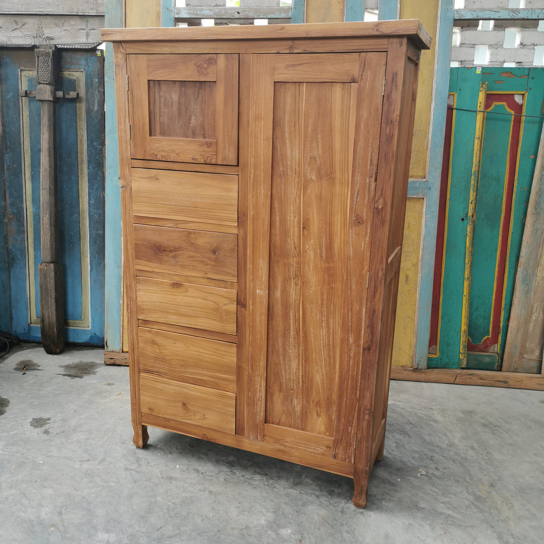 Bronte Tallboy Type 1