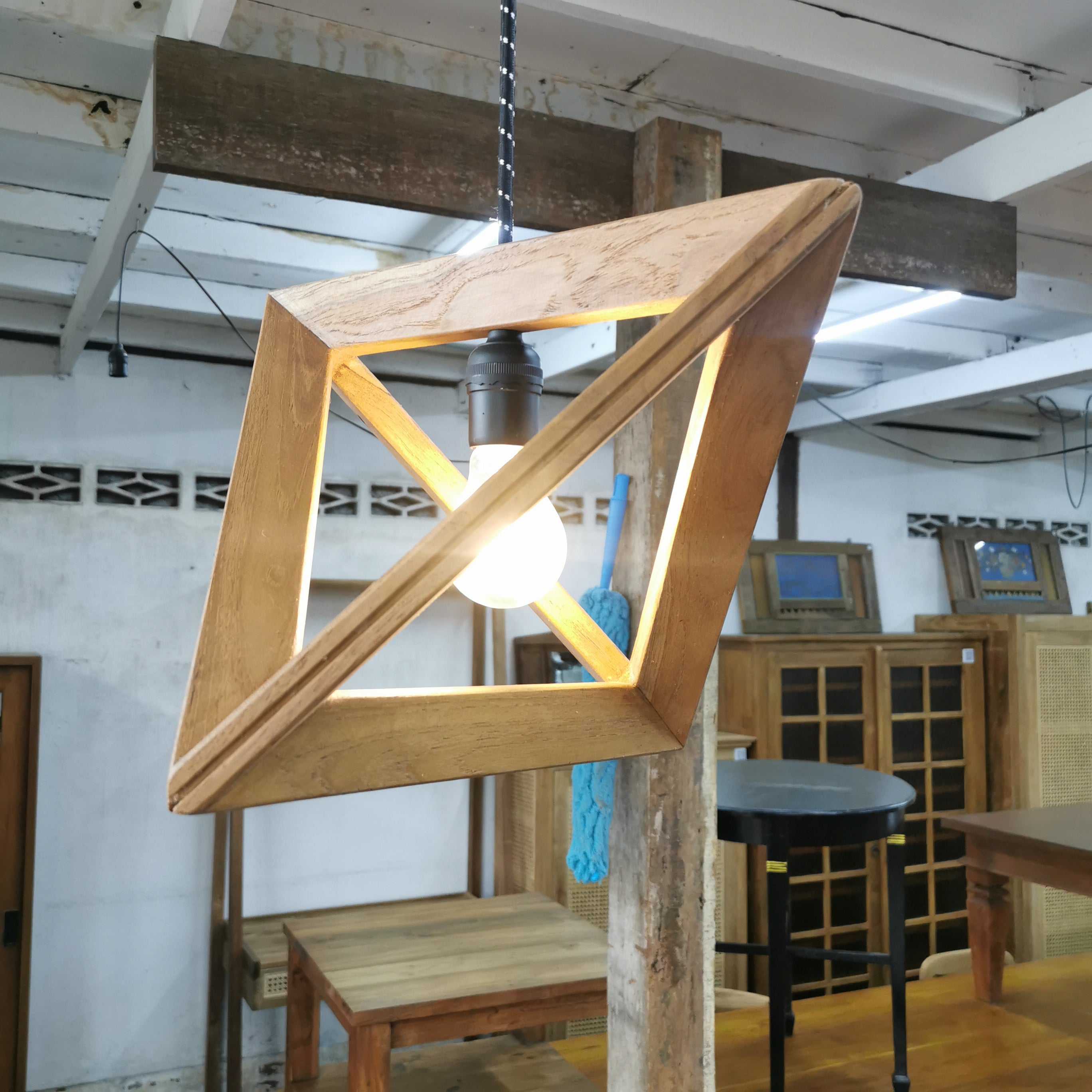 Tetra Light