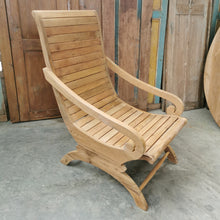 Load image into Gallery viewer, Planter&#39;s Chair
