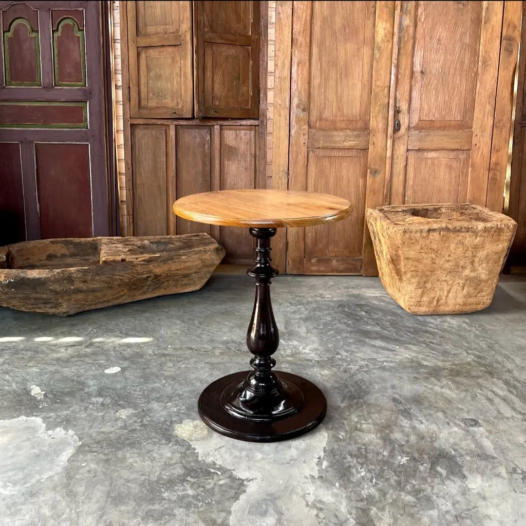 Ornate Pot Stand