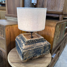 Load image into Gallery viewer, Ompak Lamp #28
